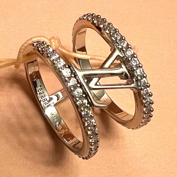 LOUIS VUITTON Iconic Ring - (NWT) - Picture 1 of 9